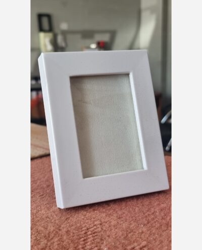 قاب عکس 2 سانتی سفید رو میزی