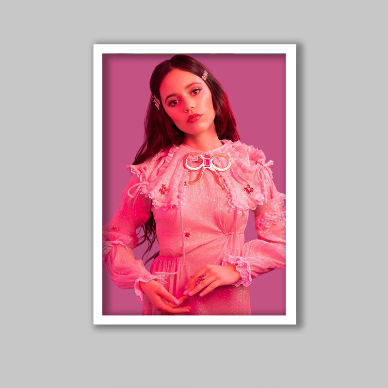 تابلو مدل جنا اورتگا Jenna Ortega کد LA-G10768